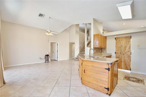 Casa en alquiler en Kissimmee, Florida, 4 dormitorios, 206.71 m2 № 1906833 - foto 10