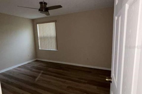 Casa en alquiler en Kissimmee, Florida, 4 dormitorios, 206.71 m2 № 1906833 - foto 22