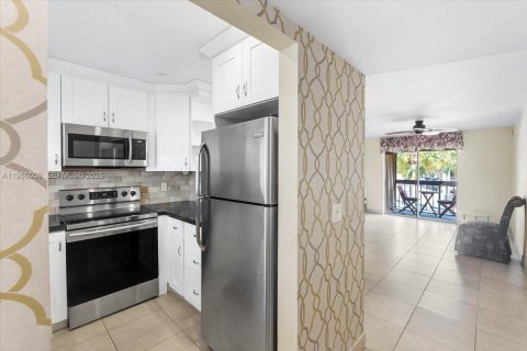 Copropriété à vendre à Delray Beach, Floride: 1 chambre, 65.03 m2 № 2048343 - photo 2