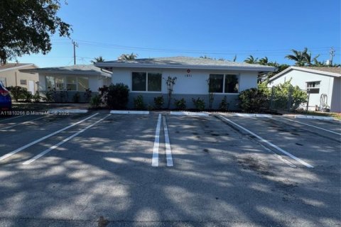 Снять в аренду виллу или дом в Форт-Лодердейл, Флорида 2 спальни, 72.84м2, № 2016086 - фото 13