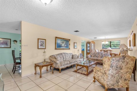 Купить виллу или дом в Майами, Флорида 4 спальни, 193.98м2, № 1990973 - фото 4