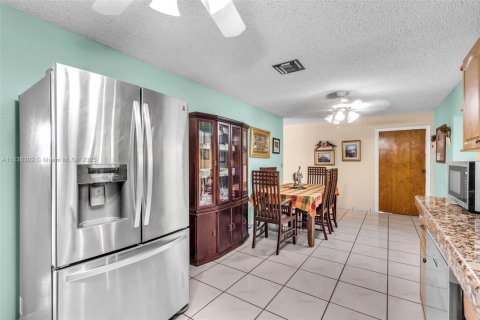 Купить виллу или дом в Майами, Флорида 4 спальни, 193.98м2, № 1990973 - фото 12