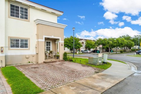 Condominio en venta en Homestead, Florida, 2 dormitorios, 112.6 m2 № 1806270 - foto 2