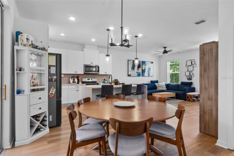 Adosado en venta en Kissimmee, Florida, 3 dormitorios, 152.17 m2 № 1812436 - foto 9