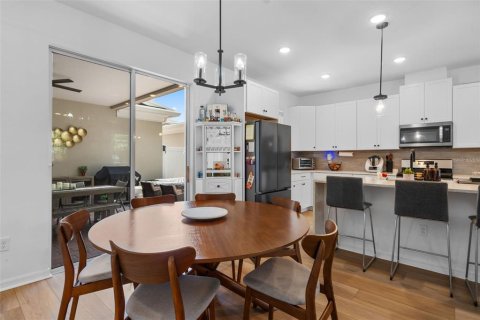 Adosado en venta en Kissimmee, Florida, 3 dormitorios, 152.17 m2 № 1812436 - foto 10