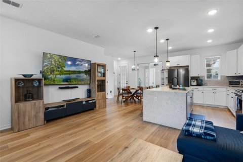 Adosado en venta en Kissimmee, Florida, 3 dormitorios, 152.17 m2 № 1812436 - foto 14