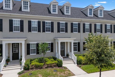 Adosado en venta en Kissimmee, Florida, 3 dormitorios, 152.17 m2 № 1812436 - foto 1