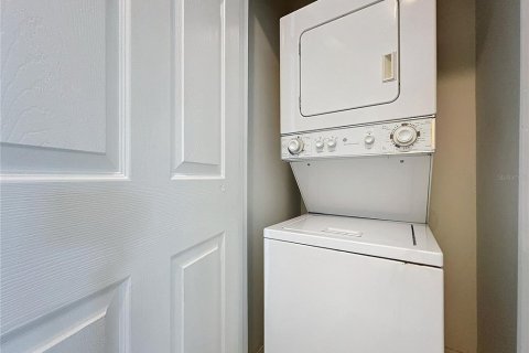 Townhouse in Kissimmee, Florida 3 bedrooms, 157.1 sq.m. № 1919167 - photo 11