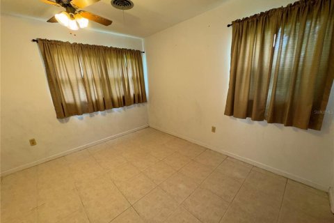 House in Bartow, Florida 2 bedrooms, 141.49 sq.m. № 1919577 - photo 15