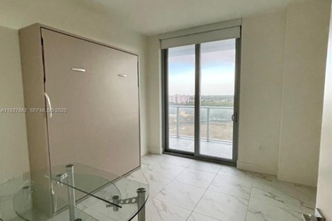 Снять в аренду кондоминиум в Санрайз, Флорида 3 спальни, 120.49м2, № 1987913 - фото 25