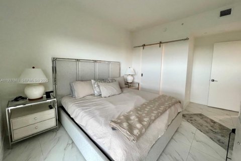 Снять в аренду кондоминиум в Санрайз, Флорида 3 спальни, 120.49м2, № 1987913 - фото 19