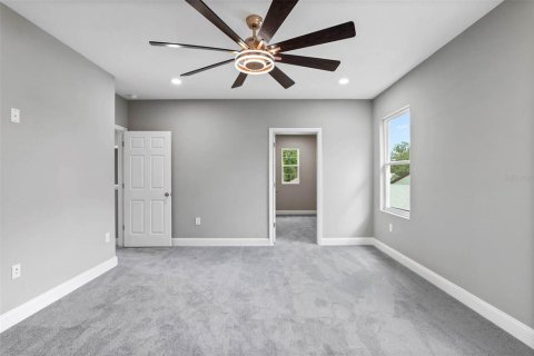 House in Eustis, Florida 4 bedrooms, 209.96 sq.m. № 1640134 - photo 16