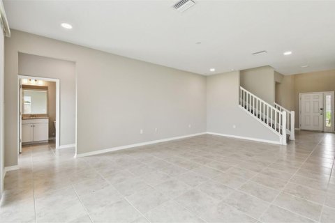Casa en venta en Dade City, Florida, 5 dormitorios, 308.06 m2 № 1559919 - foto 17