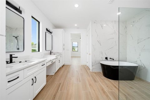 Villa ou maison à vendre à Punta Gorda, Floride: 3 chambres, 204.48 m2 № 2408445 - photo 25