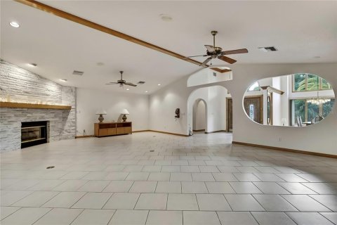 House in New Port Richey, Florida 4 bedrooms, 315.22 sq.m. № 1767976 - photo 29