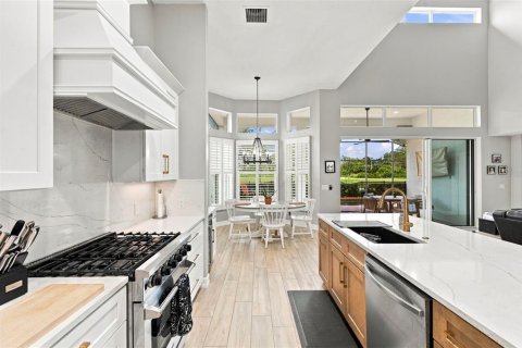 Casa en venta en Seminole, Florida, 4 dormitorios, 265.33 m2 № 2414098 - foto 24