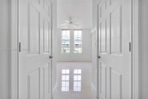 Copropriété à vendre à Aventura, Floride: 2 chambres, 122.07 m2 № 1932398 - photo 20