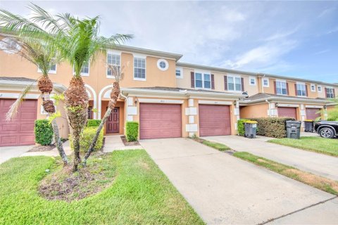 Townhouse in Davenport, Florida 2 bedrooms, 128.02 sq.m. № 2225419 - photo 2