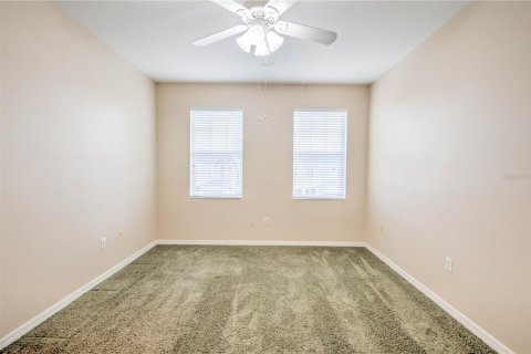 Townhouse in Davenport, Florida 2 bedrooms, 128.02 sq.m. № 2225419 - photo 15