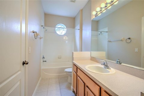 Townhouse in Davenport, Florida 2 bedrooms, 128.02 sq.m. № 2225419 - photo 22