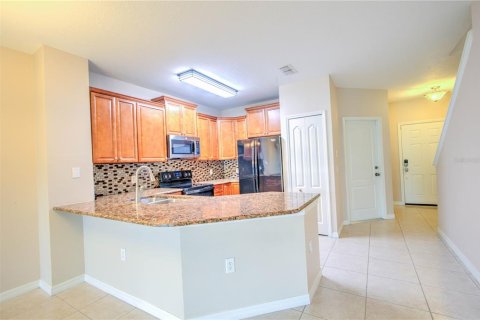 Townhouse in Davenport, Florida 2 bedrooms, 128.02 sq.m. № 2225419 - photo 5