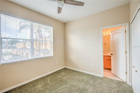 Townhouse in Davenport, Florida 2 bedrooms, 128.02 sq.m. № 2225419 - photo 20