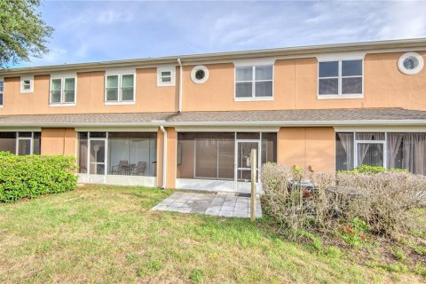 Townhouse in Davenport, Florida 2 bedrooms, 128.02 sq.m. № 2225419 - photo 23