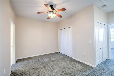 Townhouse in Davenport, Florida 2 bedrooms, 128.02 sq.m. № 2225419 - photo 21