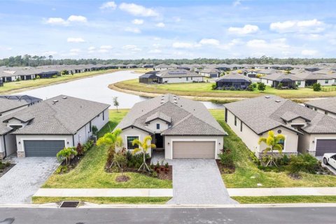 Villa ou maison à vendre à Port Charlotte, Floride: 3 chambres, 204.2 m2 № 2197090 - photo 4