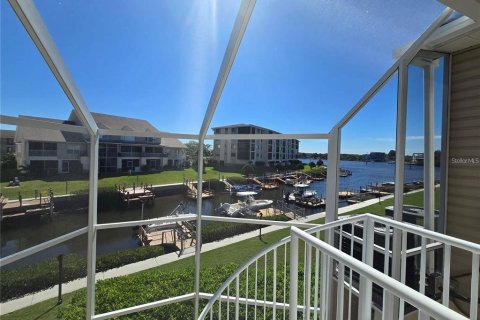 Adosado en venta en Port Richey, Florida, 2 dormitorios, 129.69 m2 № 1540135 - foto 2