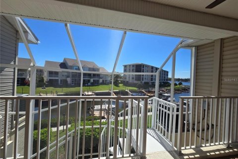 Adosado en venta en Port Richey, Florida, 2 dormitorios, 129.69 m2 № 1540135 - foto 13