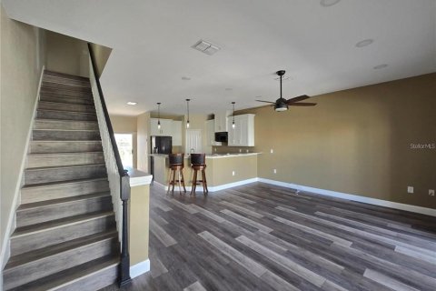 Adosado en venta en Port Richey, Florida, 2 dormitorios, 129.69 m2 № 1540135 - foto 5