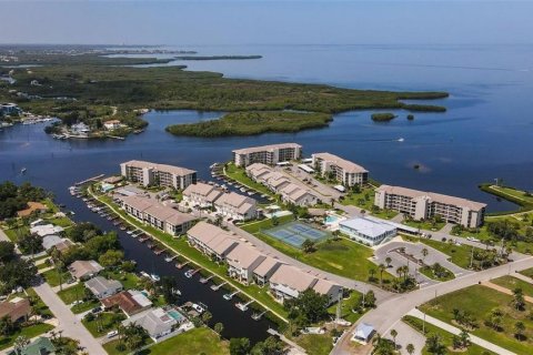 Adosado en venta en Port Richey, Florida, 2 dormitorios, 129.69 m2 № 1540135 - foto 14
