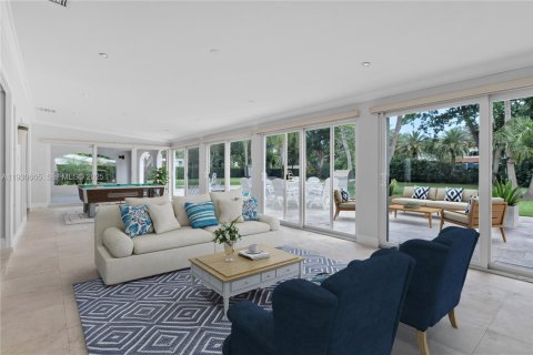 Villa ou maison à vendre à Pinecrest, Floride: 5 chambres, 341.69 m2 № 1989443 - photo 5