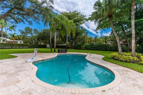 Villa ou maison à vendre à Pinecrest, Floride: 5 chambres, 341.69 m2 № 1989443 - photo 3