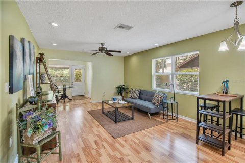 Condominio en venta en DeLand, Florida, 2 dormitorios, 90.95 m2 № 1853743 - foto 6