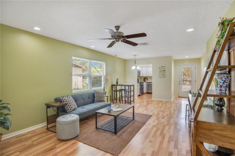 Condominio en venta en DeLand, Florida, 2 dormitorios, 90.95 m2 № 1853743 - foto 7