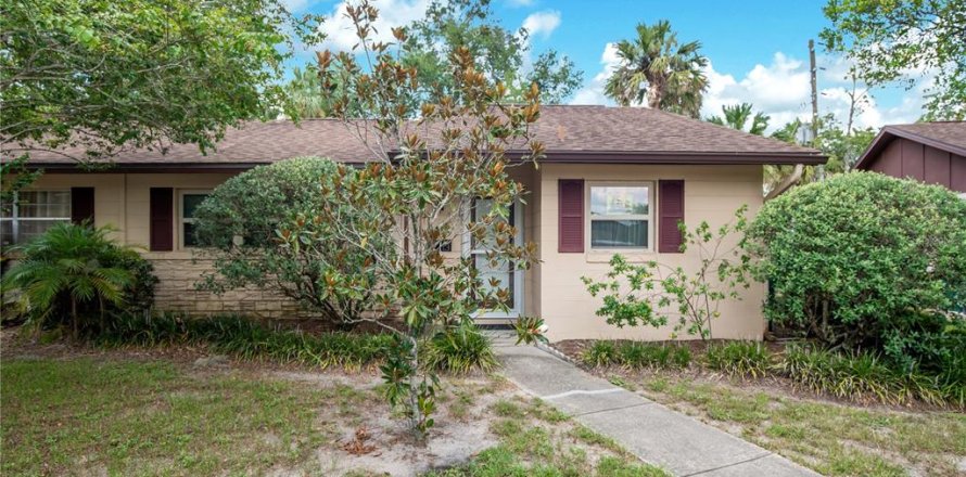 Condominio en DeLand, Florida, 2 dormitorios  № 1853743