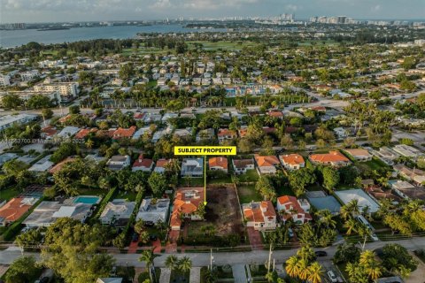 Casa en venta en Miami Beach, Florida, 3 dormitorios, 210.05 m2 № 1937565 - foto 21