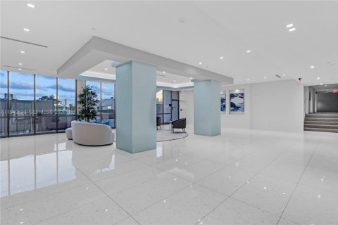 Condo in Aventura, Florida, 2 bedrooms  № 2153035 - photo 12