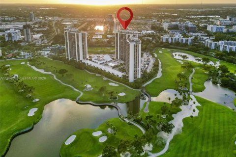 Condo in Aventura, Florida, 2 bedrooms  № 2153035 - photo 7