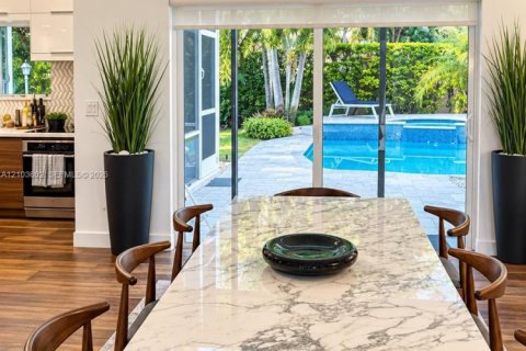 Villa ou maison à vendre à Sunrise, Floride: 3 chambres, 217.02 m2 № 2415629 - photo 14