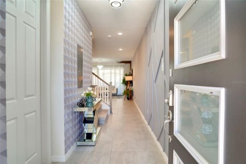 Touwnhouse à vendre à Kissimmee, Floride: 5 chambres, 213.12 m2 № 1651826 - photo 2