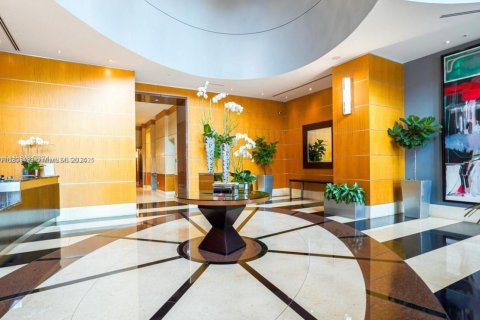 Condominio en venta en Miami, Florida, 1 dormitorio, 82.5 m2 № 1979067 - foto 5