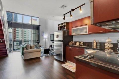 Condominio en venta en Miami, Florida, 1 dormitorio, 82.5 m2 № 1979067 - foto 13