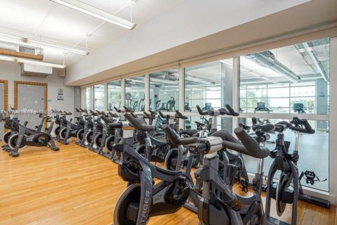 Condominio en venta en Miami, Florida, 1 dormitorio, 82.5 m2 № 1979067 - foto 28