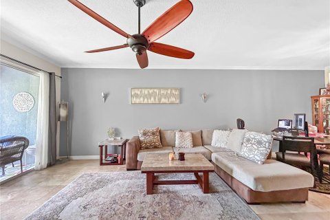 Townhouse in Tampa, Florida 3 bedrooms, 192.4 sq.m. № 2236201 - photo 6
