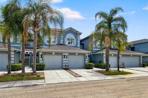 Townhouse in Tampa, Florida 3 bedrooms, 192.4 sq.m. № 2236201 - photo 3