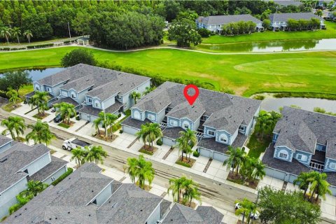 Townhouse in Tampa, Florida 3 bedrooms, 192.4 sq.m. № 2236201 - photo 25