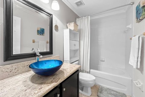 Townhouse in Tampa, Florida 3 bedrooms, 192.4 sq.m. № 2236201 - photo 19